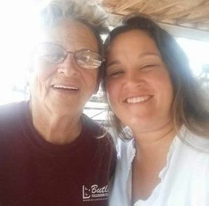 Meet your Posher, Monica